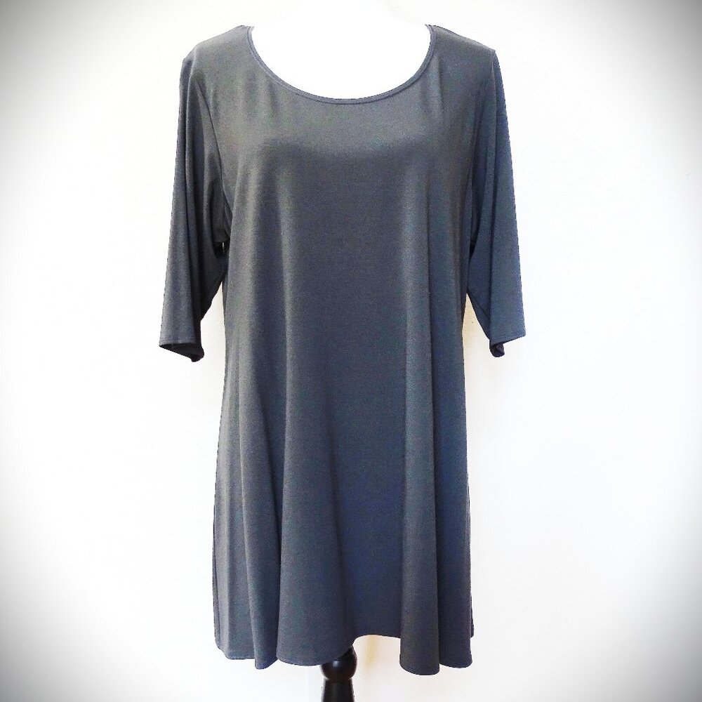 EILEEN FISHER Gray Color Jersey Short Sleeve Top Size 1X